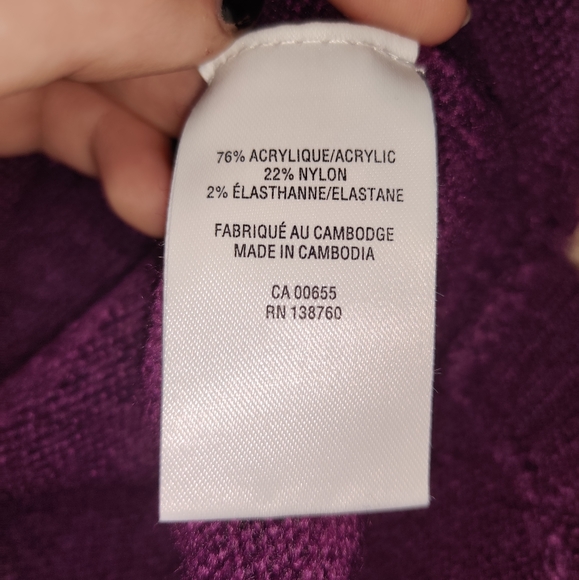 Purple Knit Turtleneck - Picture 7 of 7